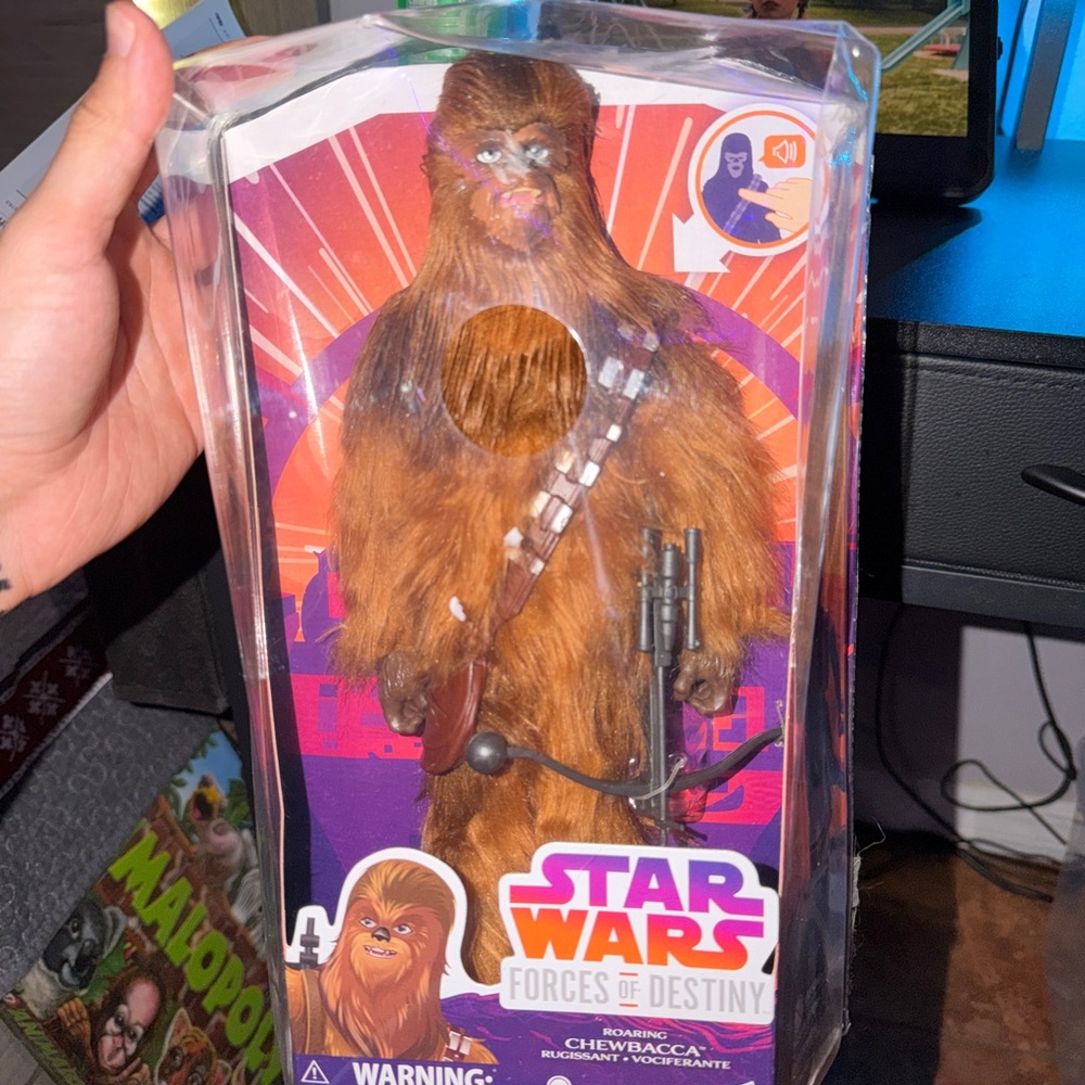 Star Wars Chewbacca Roaring Figure - Brown